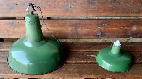 Lamparas industriales antiguas hierro y cerámica verdes claro