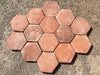 Losa de barro hexagonal.