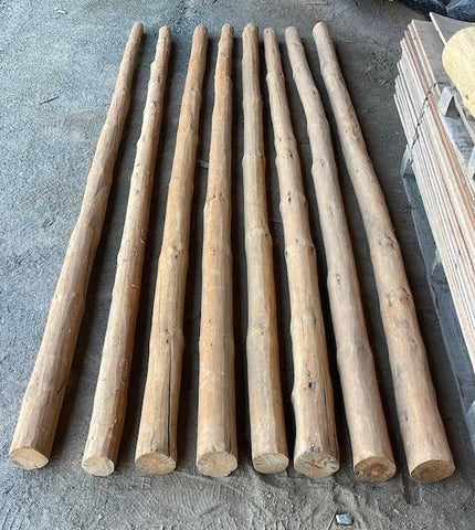 Vigas de madera redondas finas