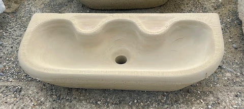 Lavabo de piedra de sillar