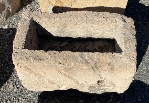 Pila de piedra 55 cm x 32 cm
