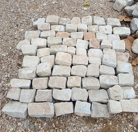 Adoquines piedra blanca