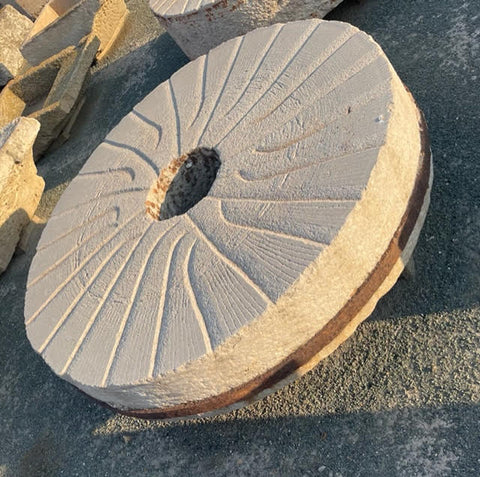 Base de piedra de molino