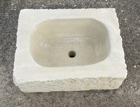 Lavabo de piedra de silleria