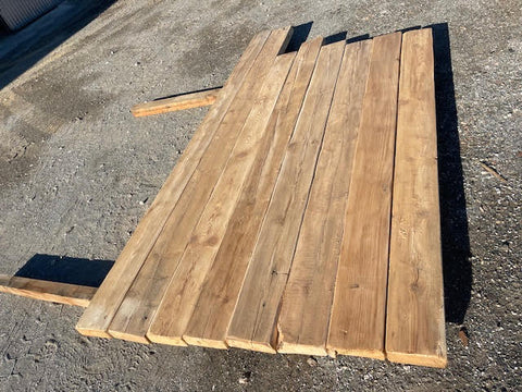 Tablones de madera de pino