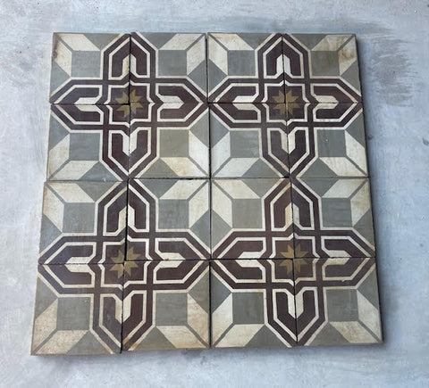 Baldosa hidráulica antigua