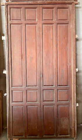 Puerta antigua interior de dos hojas