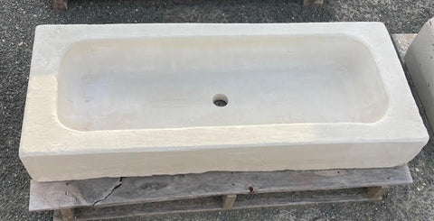 Lavabo de piedra de silleria