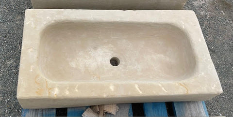 Lavabo de piedra de silleria