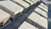 Losa de piedra rectangular.