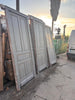 Antiguas puertas de pino flandes.