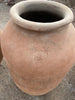 Tinaja de barro antigua.