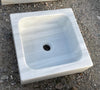Lavabo de mármol 40 x 40 cm.