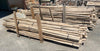 Vigas de madera redondas muy finas.