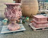 Copas de jardín de cemento.