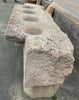 Cantarera de piedra.