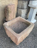 Fuente de piedra de pared.
