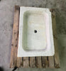 Lavabo de mármol antiguo.
