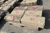 Escalones de piedra antiguos.