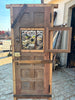Puerta antigua restaurada.