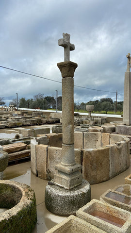 Cruz de granito