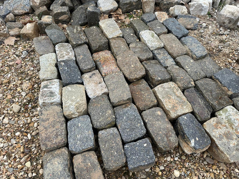 Adoquines de basalto