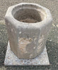 Brocal de pozo octogonal.