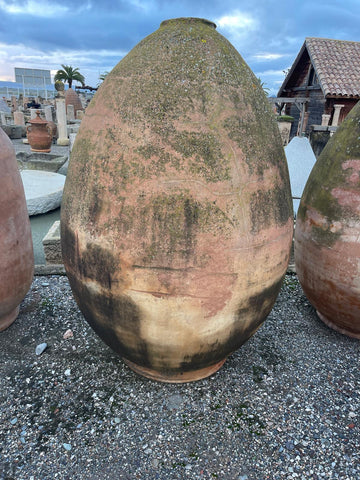 Tinaja de barro recuperada