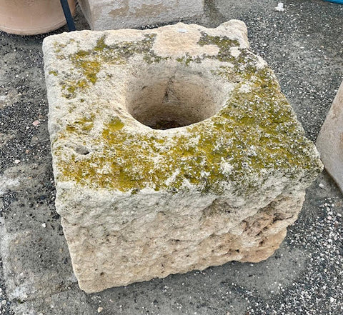 Pilón de piedra arenisca cuadrado 54 cm x 54 cm