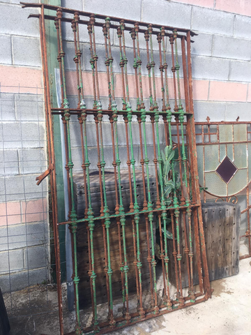 Rejas antiguas enrasadas