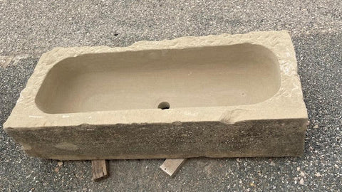 Pilones de piedra recuperados