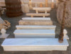 Escalón de mármol antiguo.