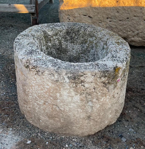Pilón de piedra redondo 60 cm