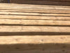 Vigas y jácenas de madera restauradas.