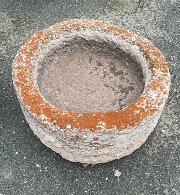 Pilón de piedra caliza redondo 53 cm