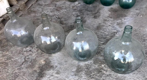 Damajuanas transparentes