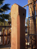 Columnas de madera de azobe.