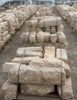 Bordillos piedra gris.