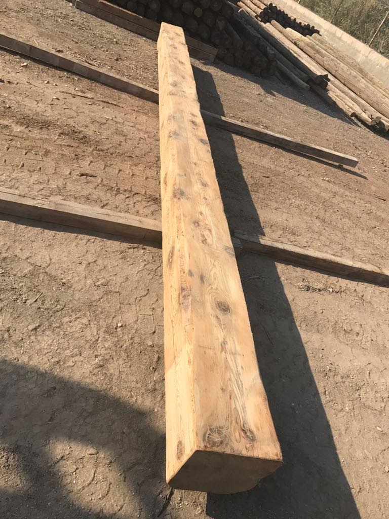 Vigas de madera restauradas 5,90 largo.