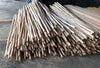 Vigas de madera redondas muy finas.