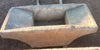 Pila de lavar doble de piedra.
