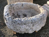 Pila de piedra 65 cm x 60 cm.