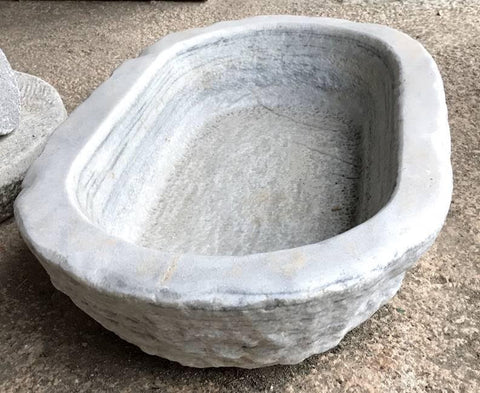 Pila de mármol blanco ovalada 66 x 42 cm