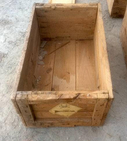 Antigua caja de madera