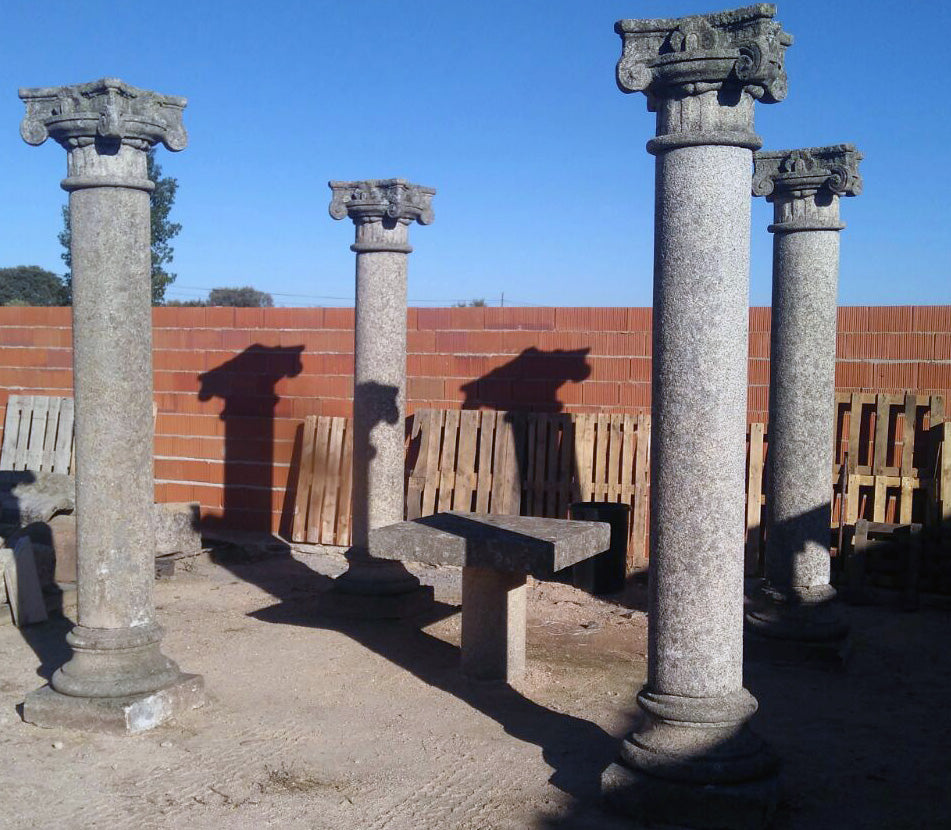 Columnas antiguas de granito.