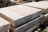Losas antiguas de piedra grandes.