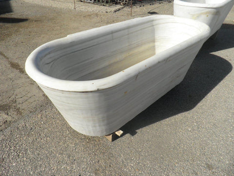 Bañera de mármol