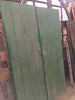 Portones pequeños de madera antiguos.